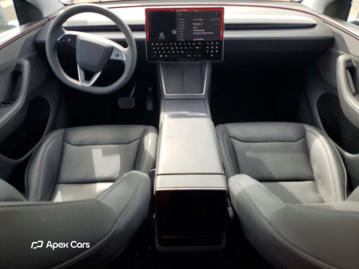 Tesla Model Y 2026