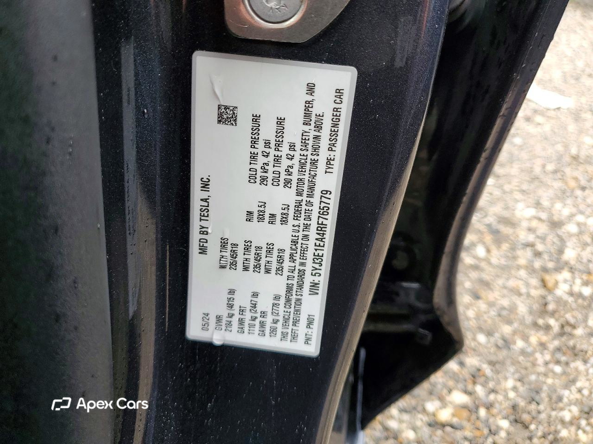 Tesla Model 3 2024