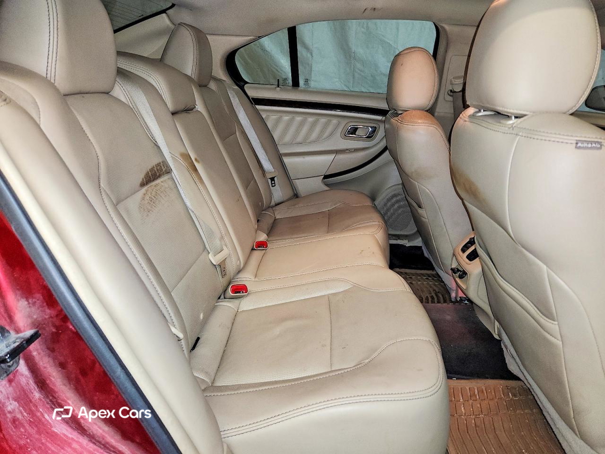 Ford Taurus 2014