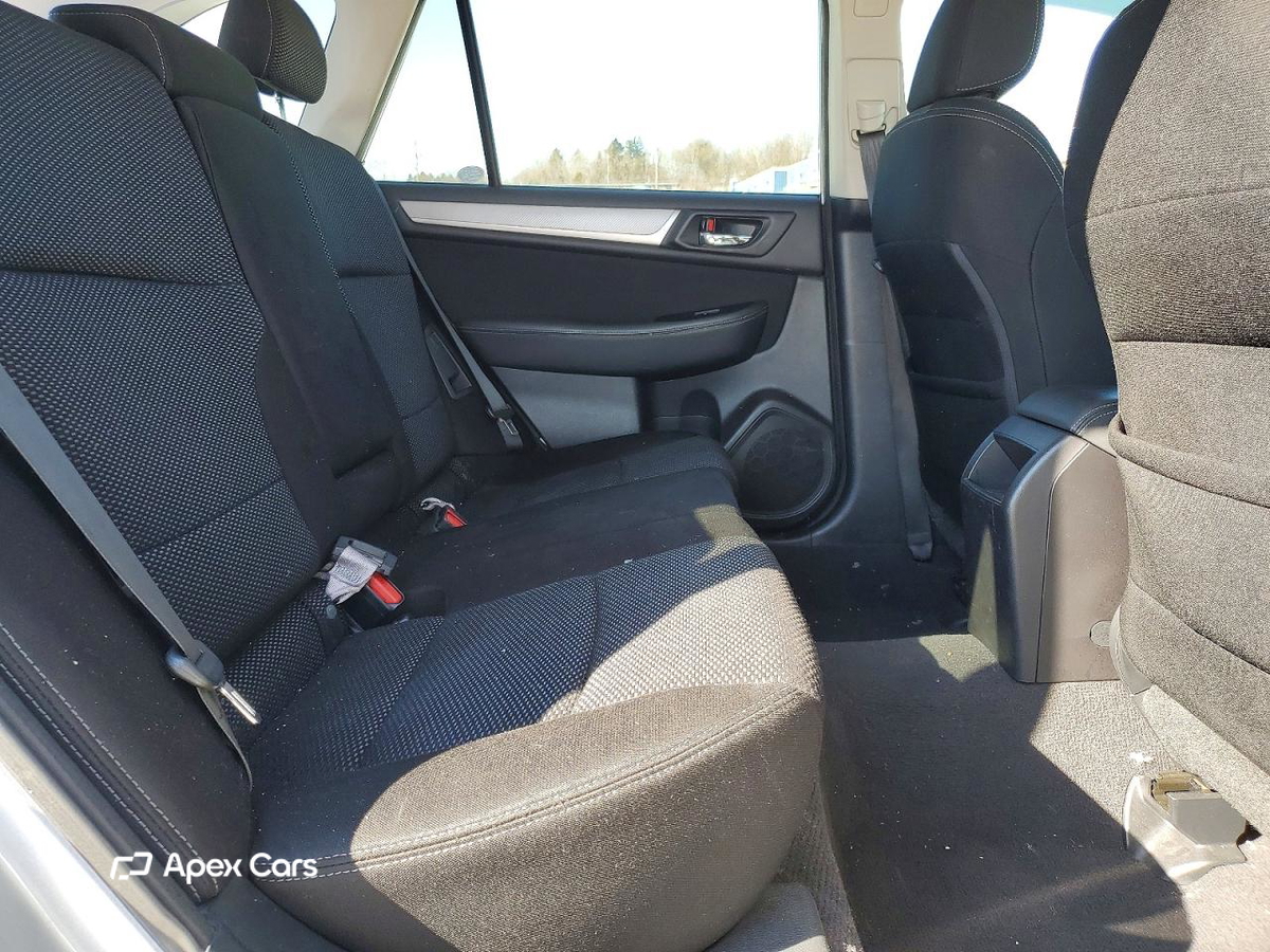 Subaru Outback 2016