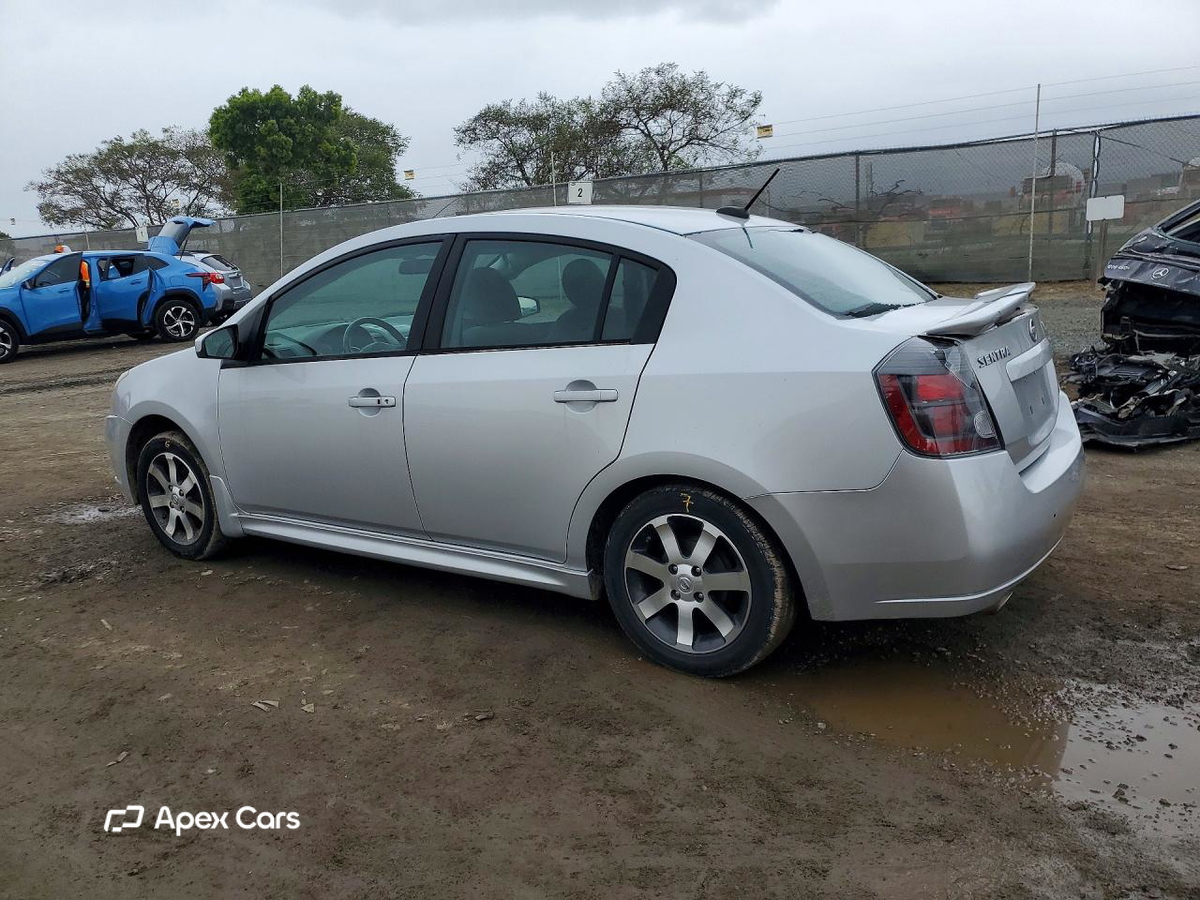 Nissan Sentra 2012