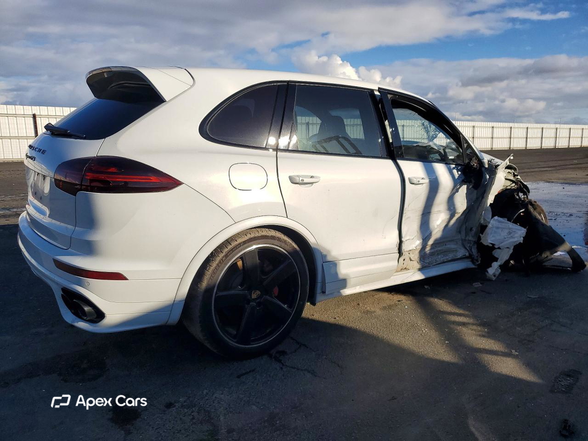 Porsche Cayenne 2016