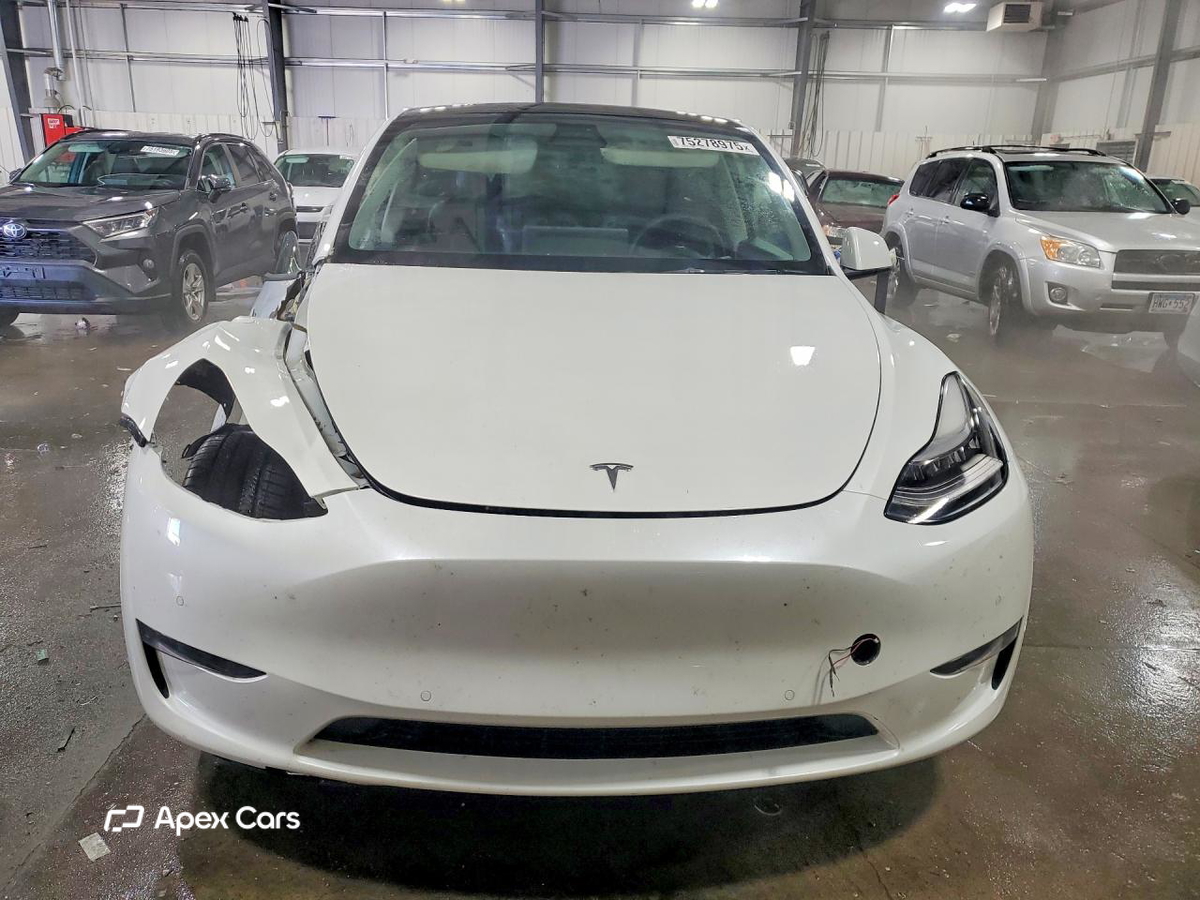 Tesla Model Y 2021