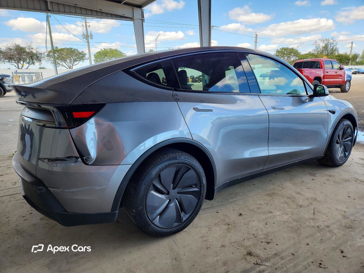 Tesla Model Y 2026