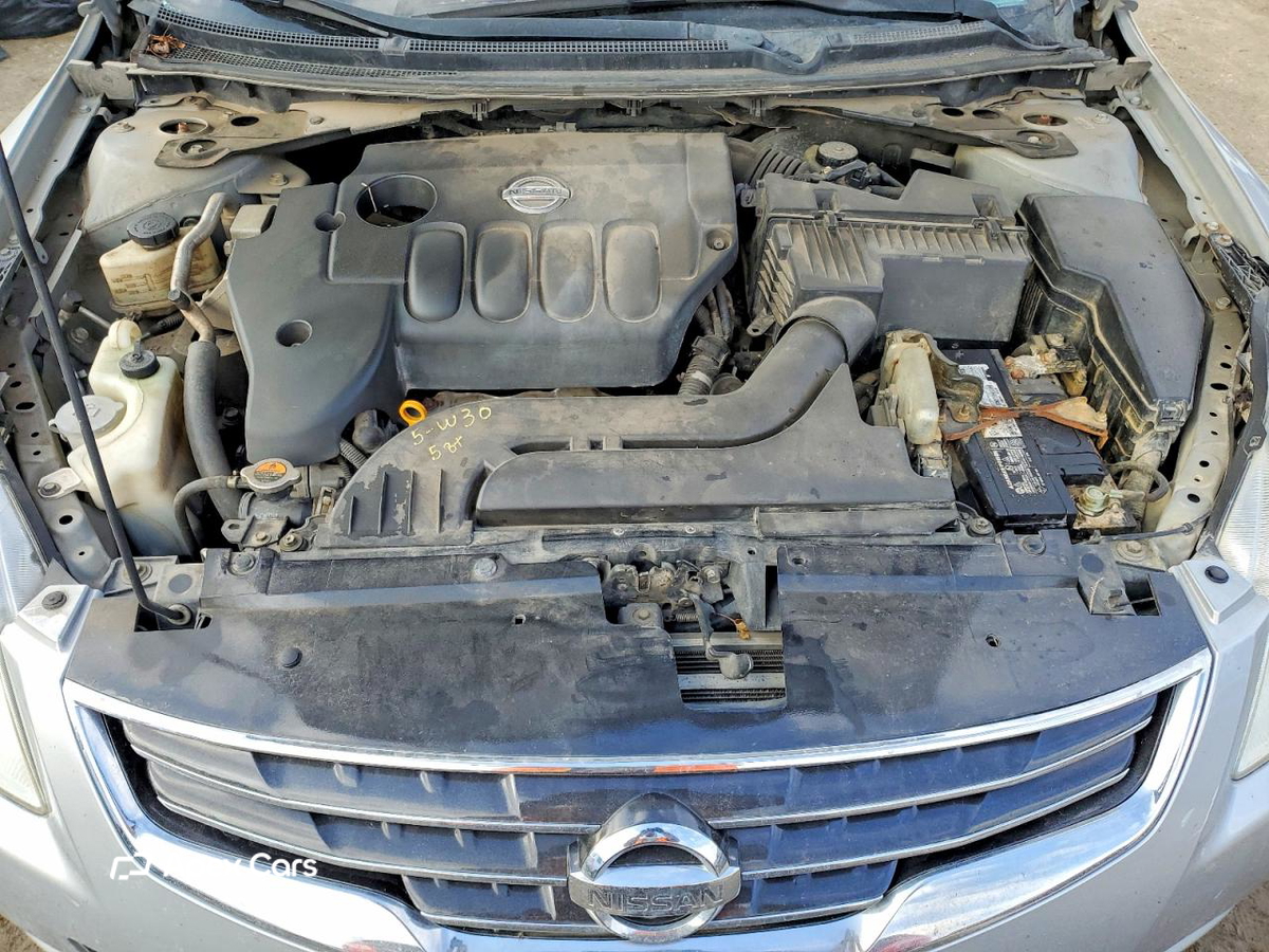 Nissan Altima 2010
