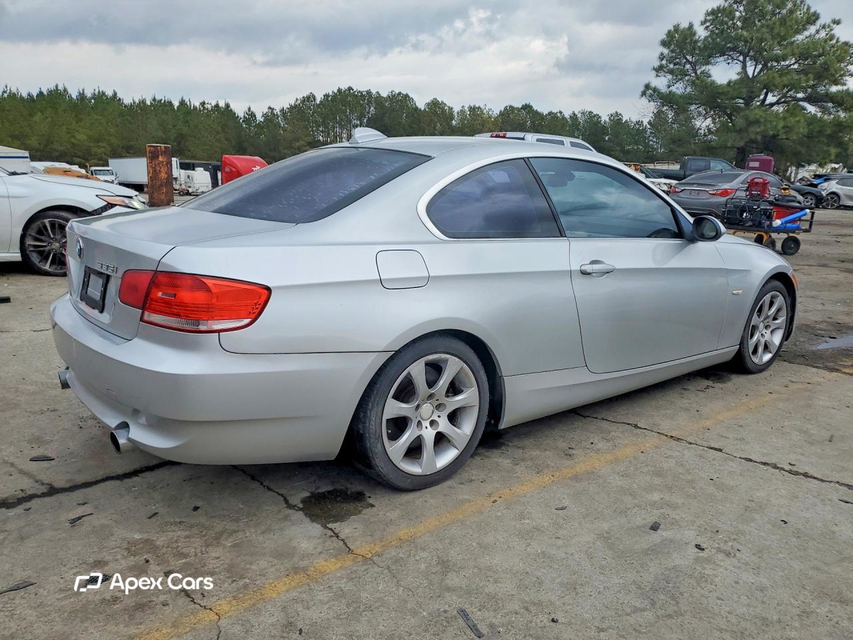 BMW Series 3 2010