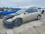 Nissan Altima 2010