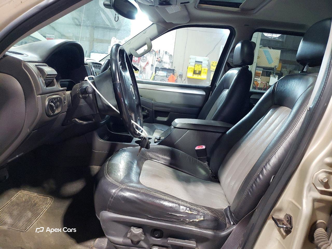 Mercury Mountaineer 2004