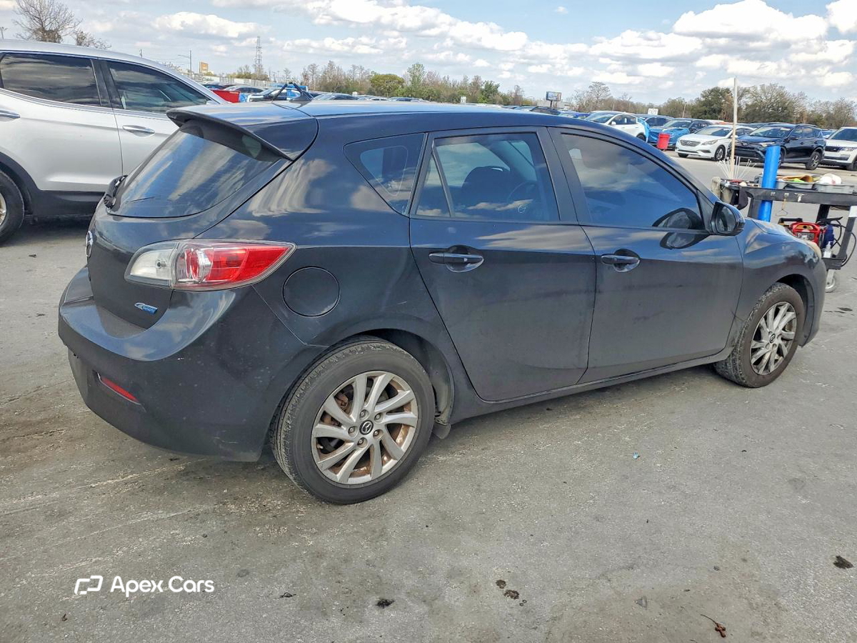 Mazda 3 2013