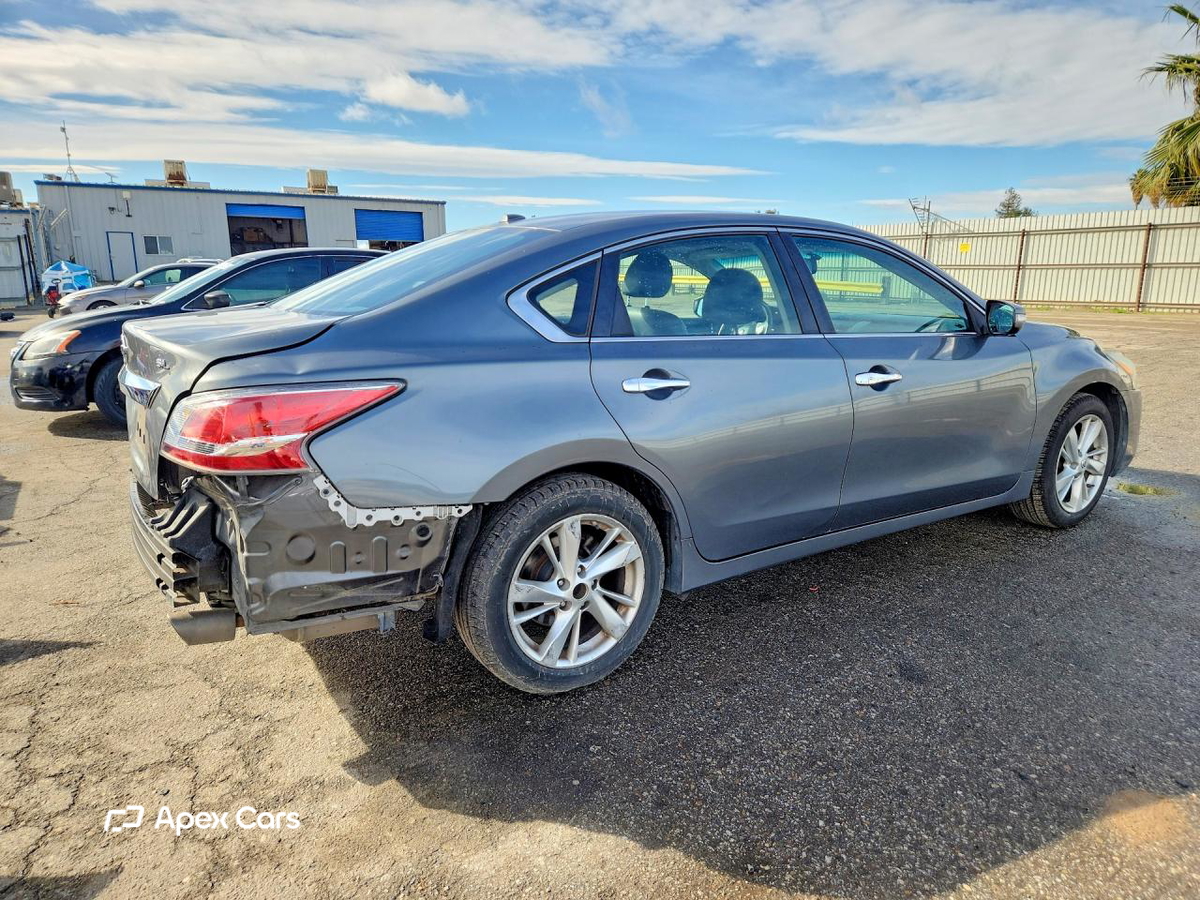 Nissan Altima 2015