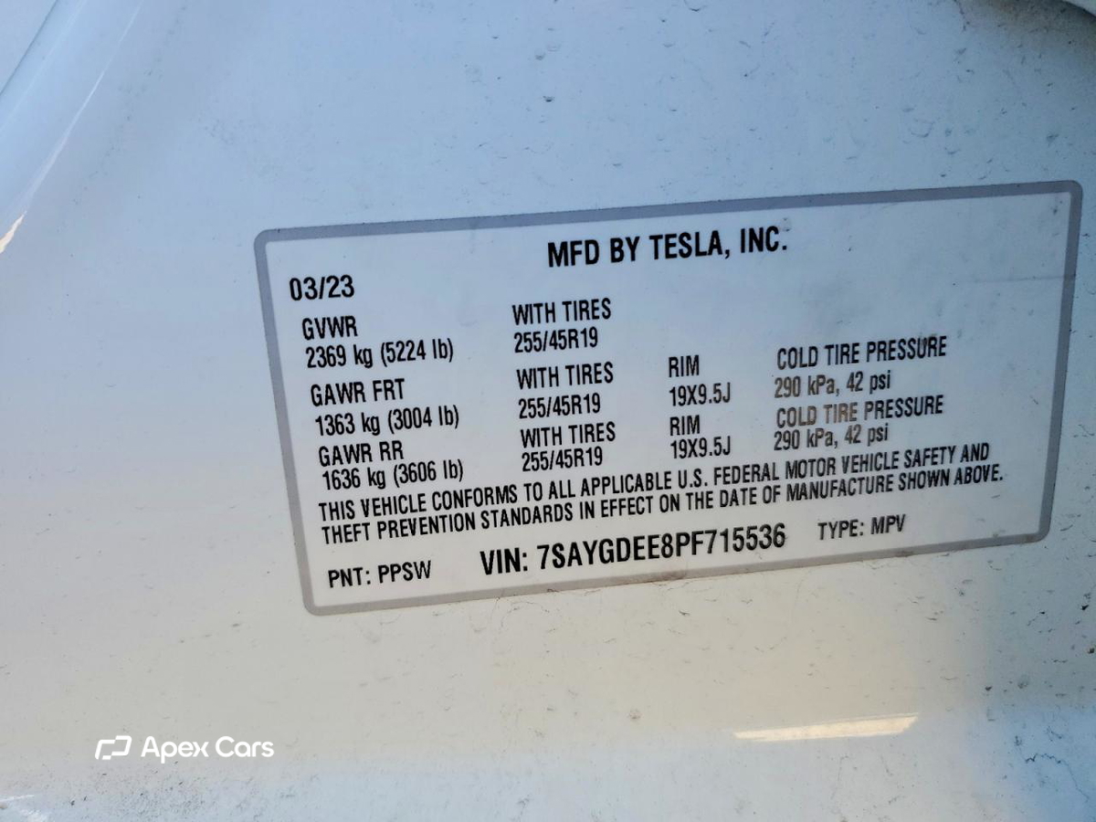 Tesla Model Y 2023