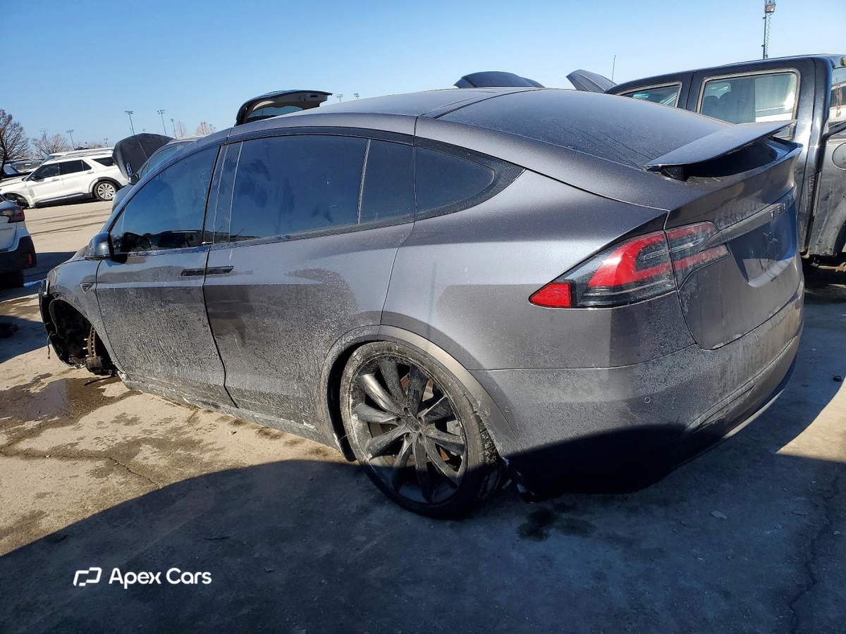 Tesla Model X 2020