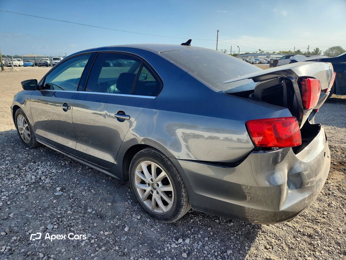 Volkswagen Jetta 2014