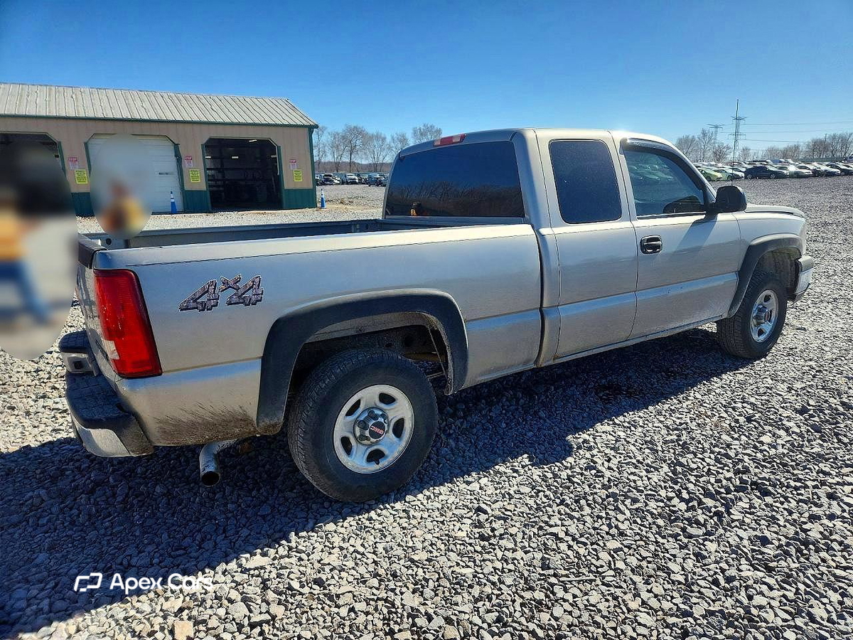 Chevrolet Silverado 2003