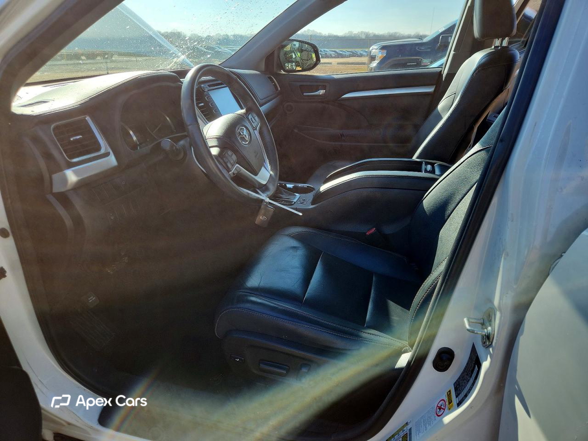 Toyota Highlander 2015