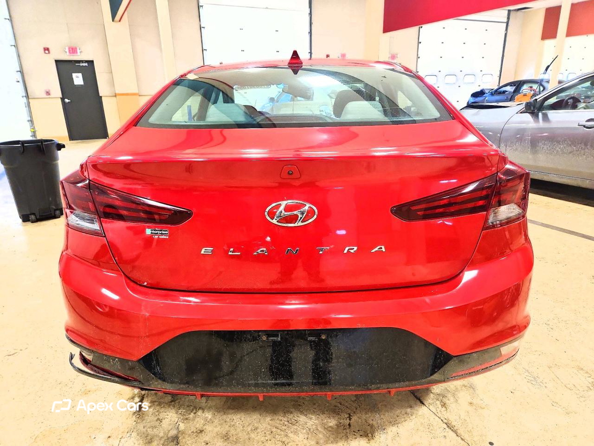 Hyundai Elantra 2020