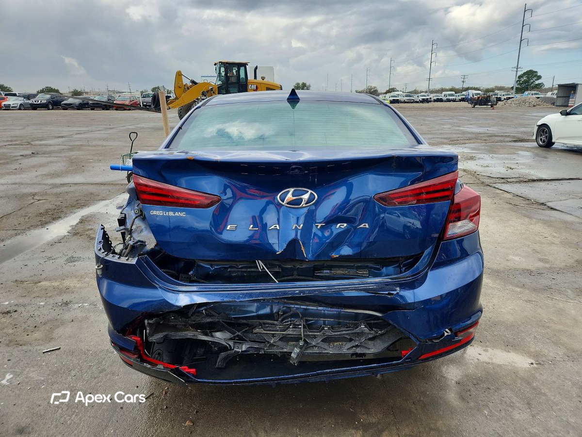 Hyundai Elantra 2019