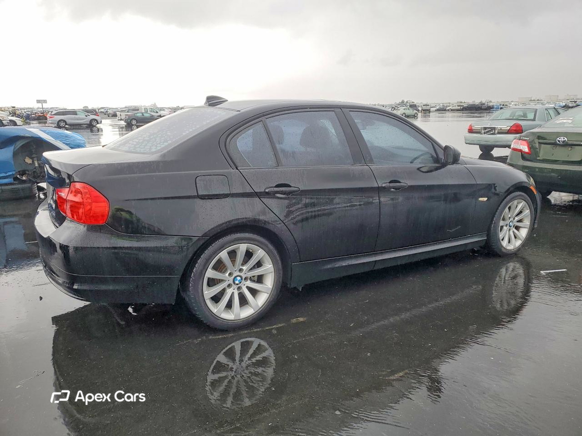 BMW Series 3 2011