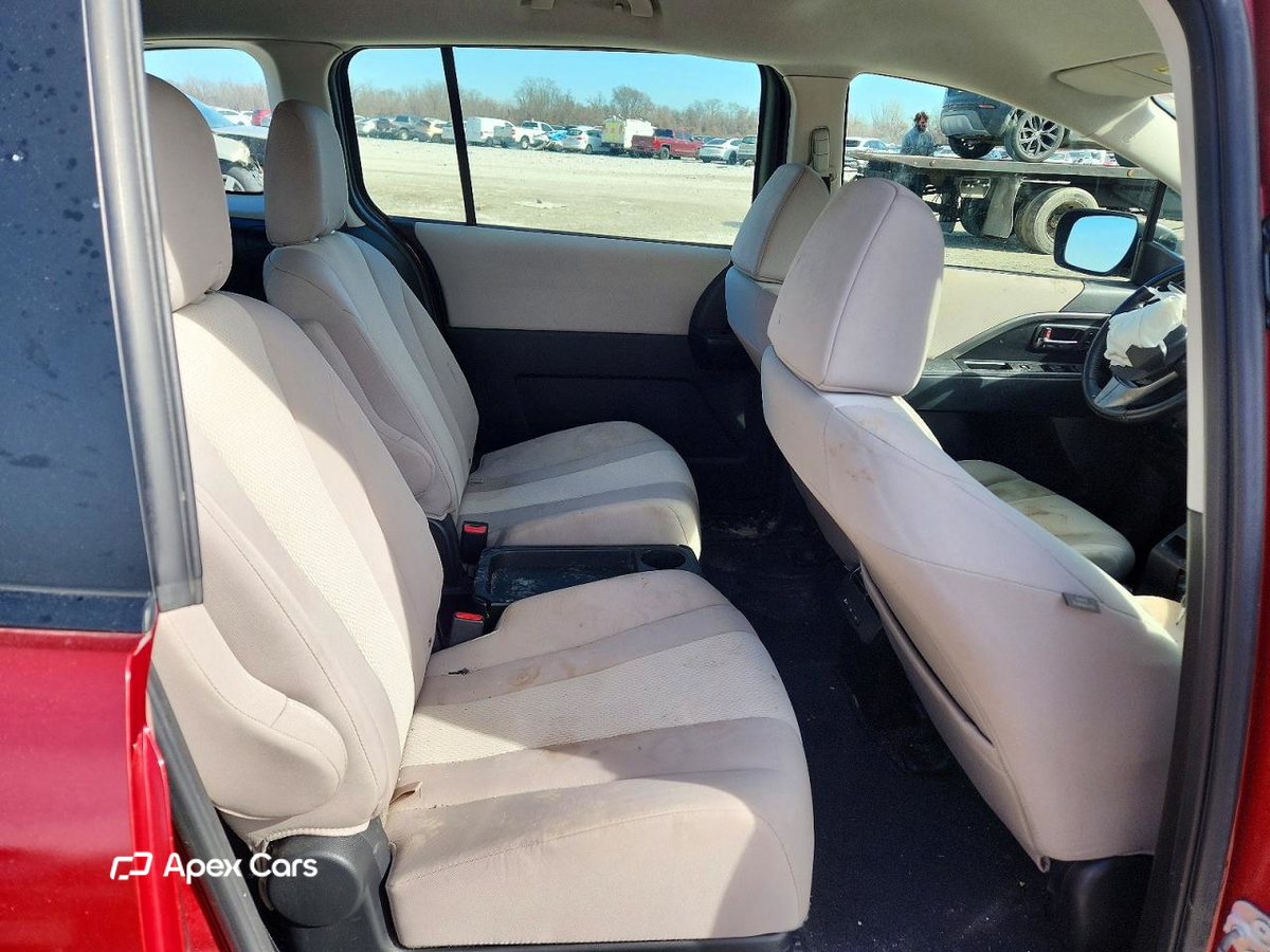 Mazda 5 2015
