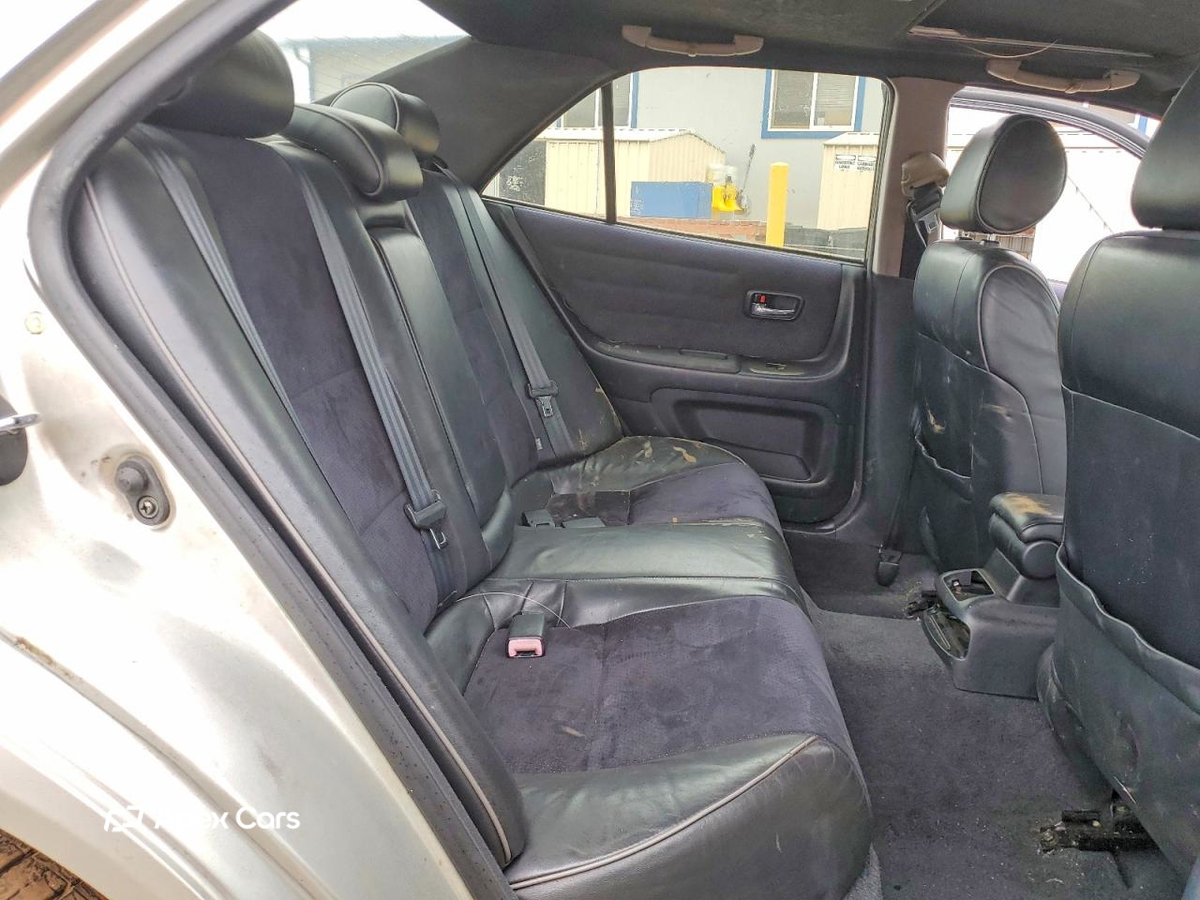 Lexus IS 2002