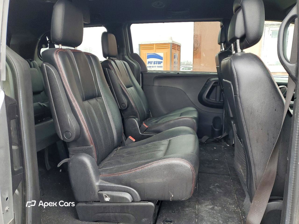 Dodge Caravan 2019