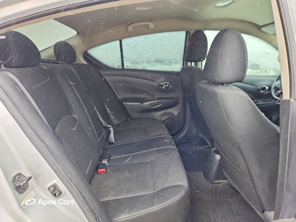Nissan Versa 2017