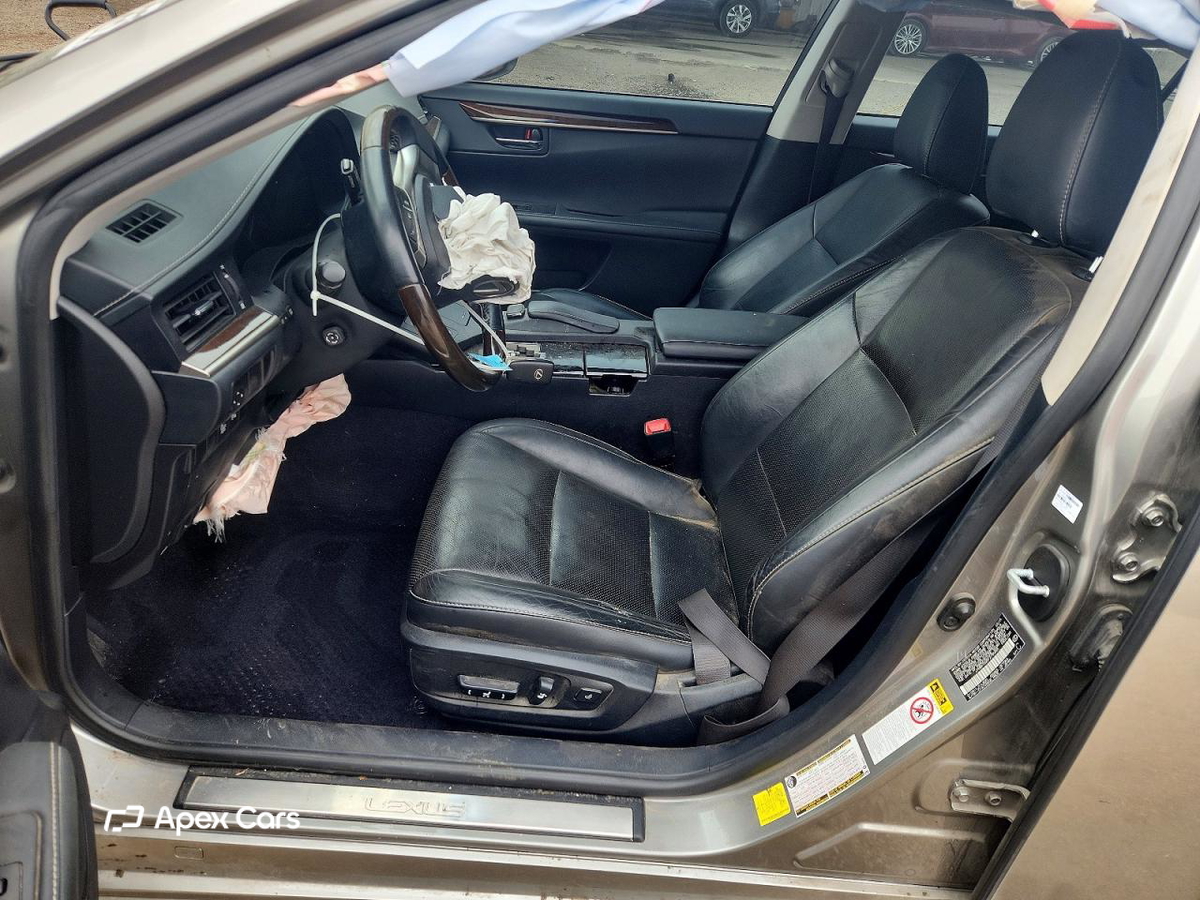 Lexus ES 2015