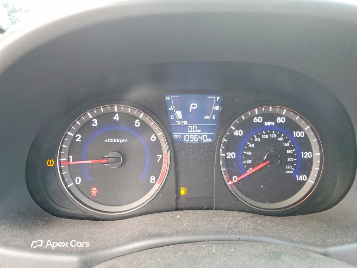 Hyundai Accent 2014