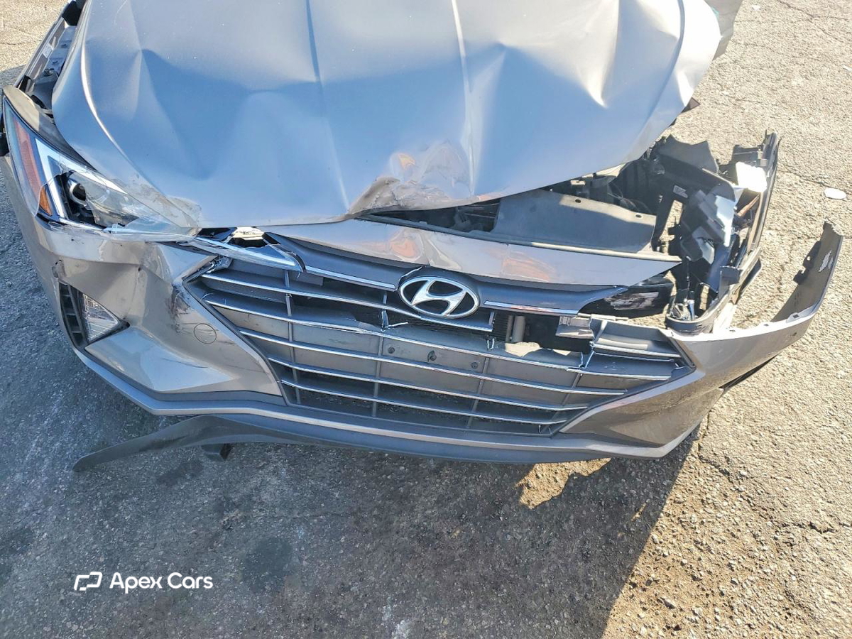 Hyundai Elantra 2020