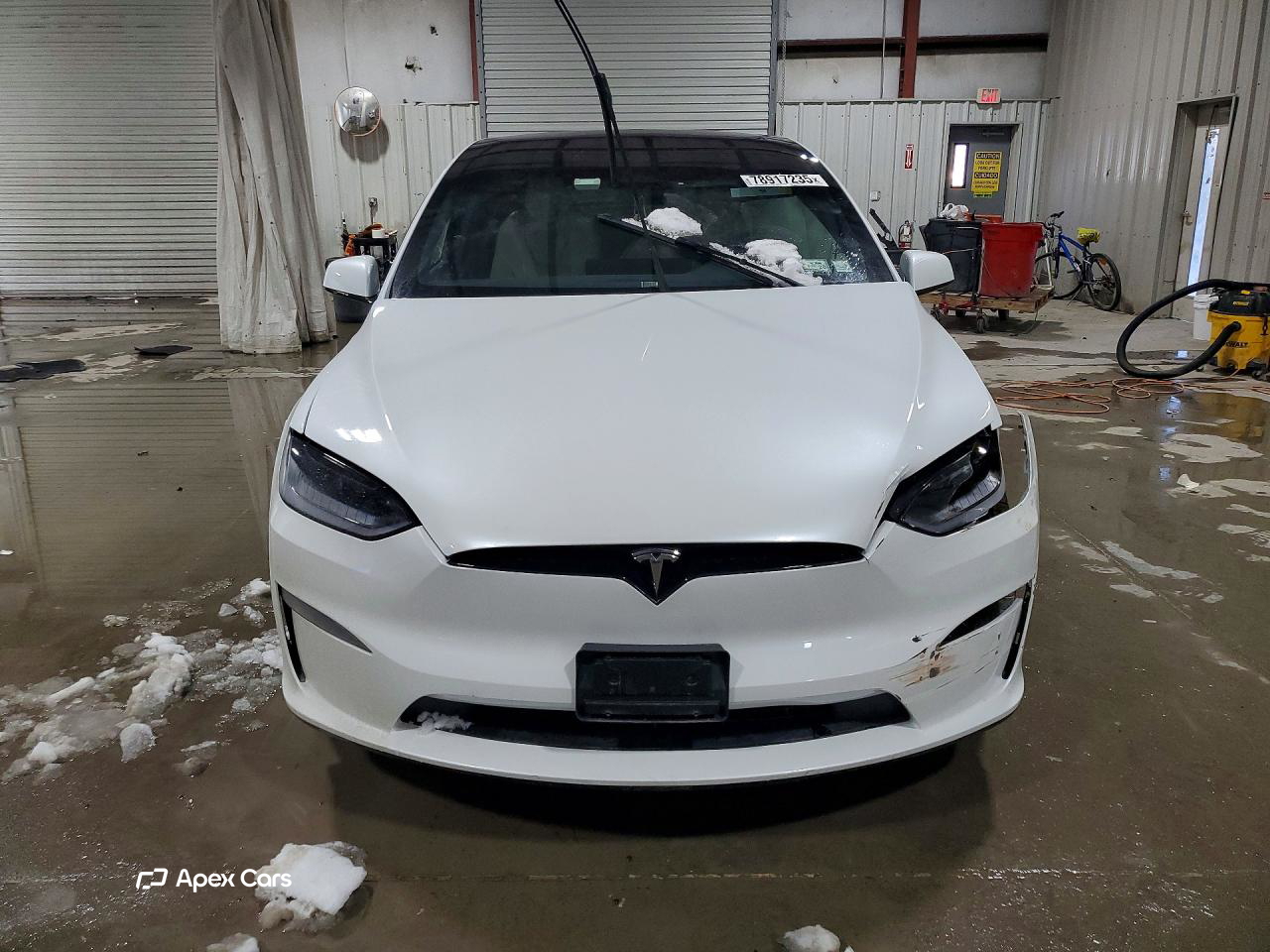 Tesla Model X 2024