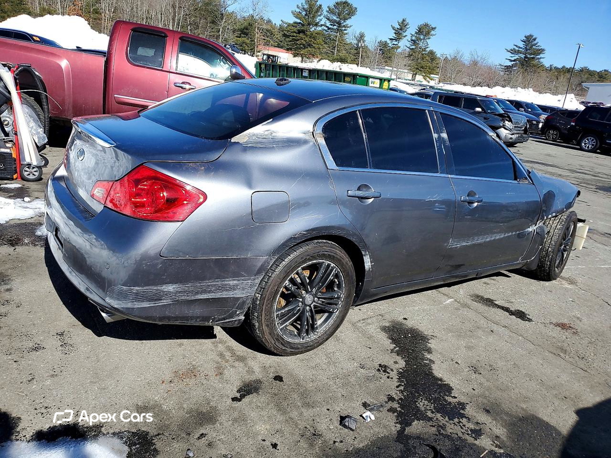 Infiniti G 2013