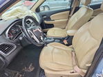 Chrysler 200 2012