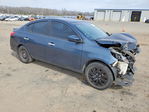 Nissan Versa 2015