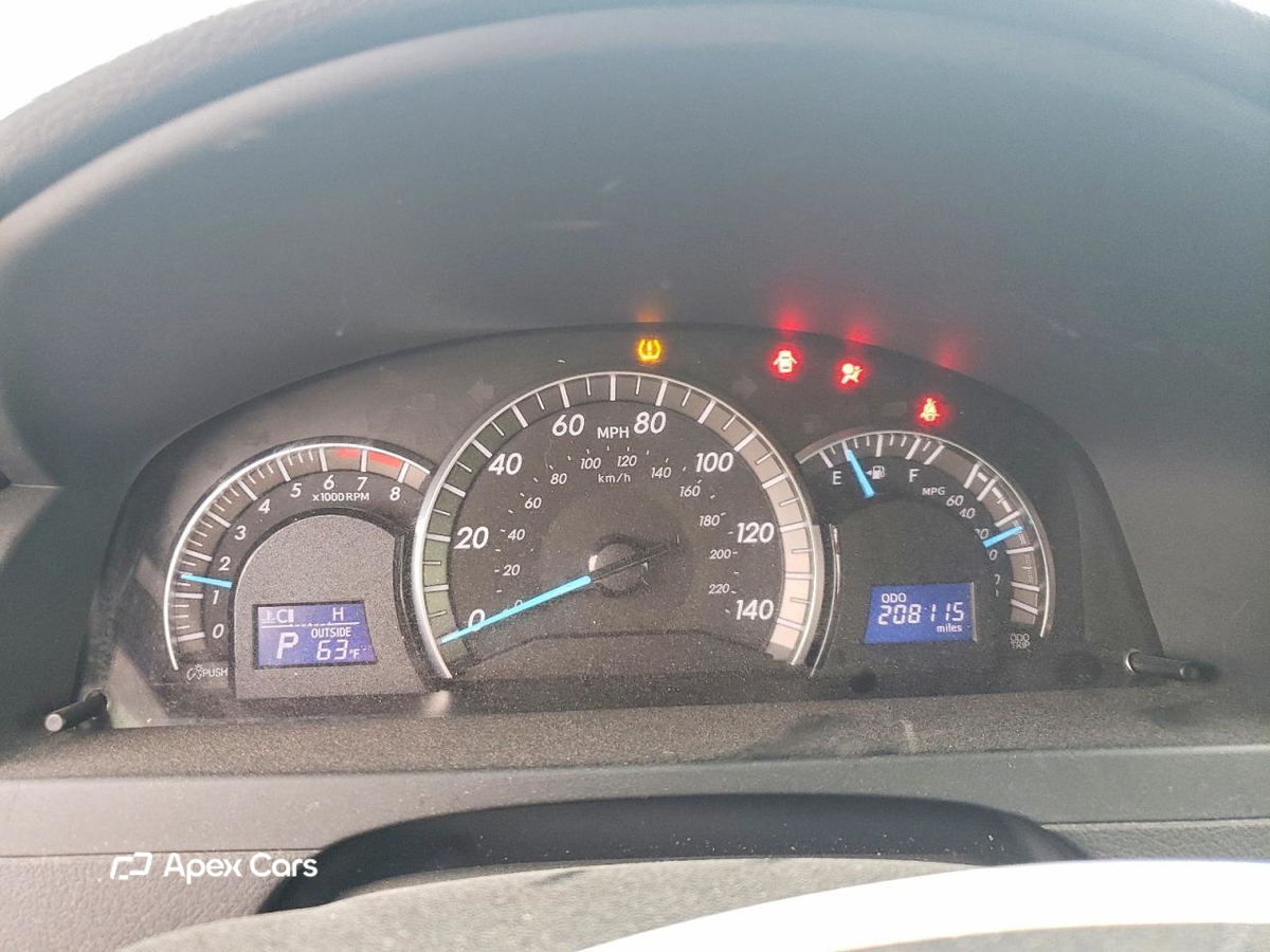 Toyota Camry 2012