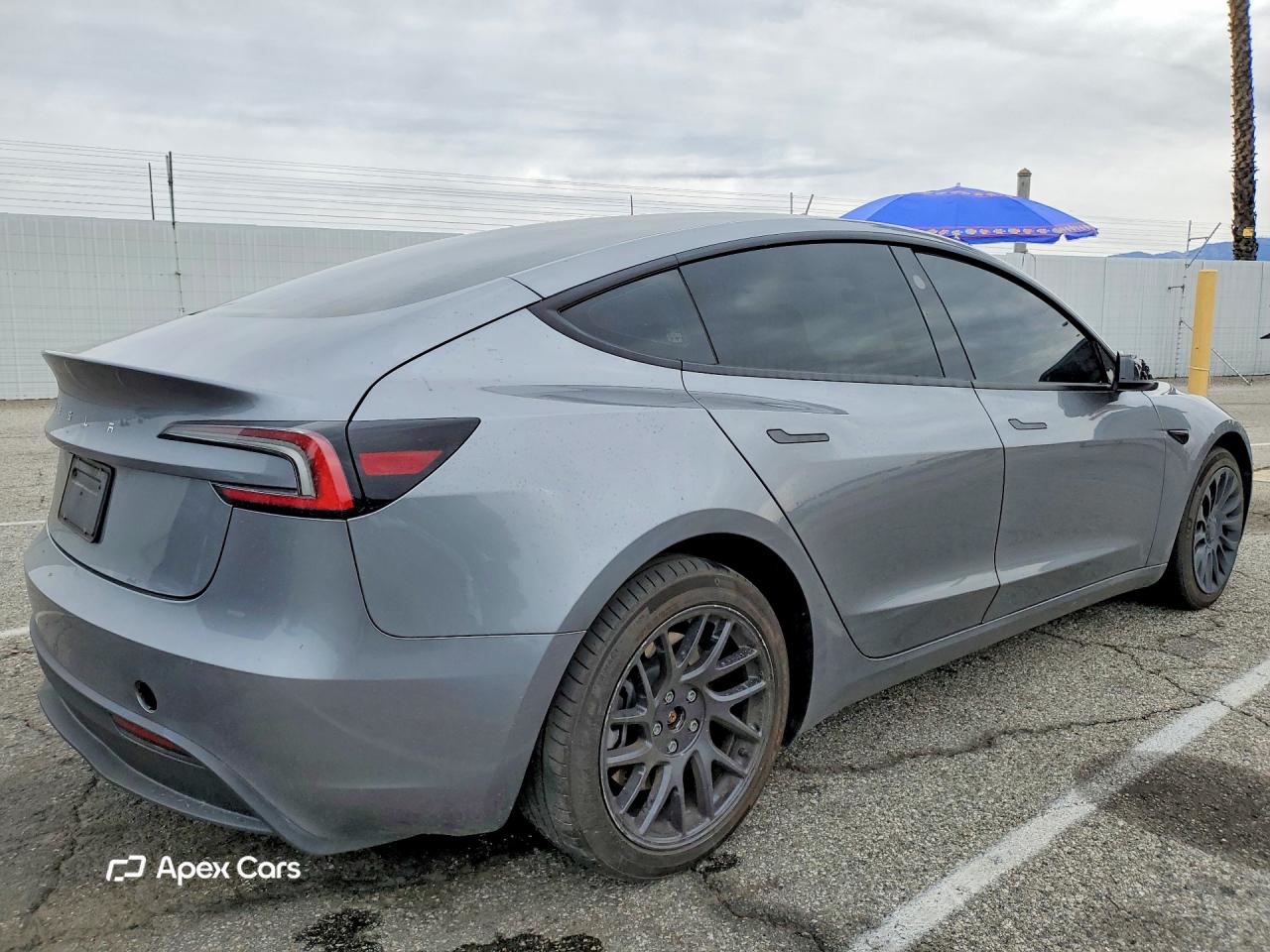 Tesla Model 3 2024