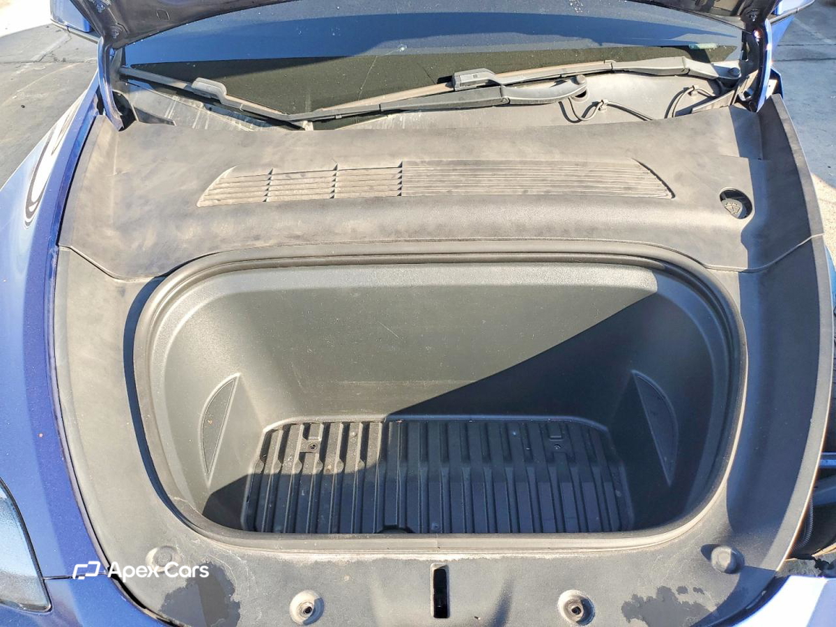 Tesla Model Y 2020
