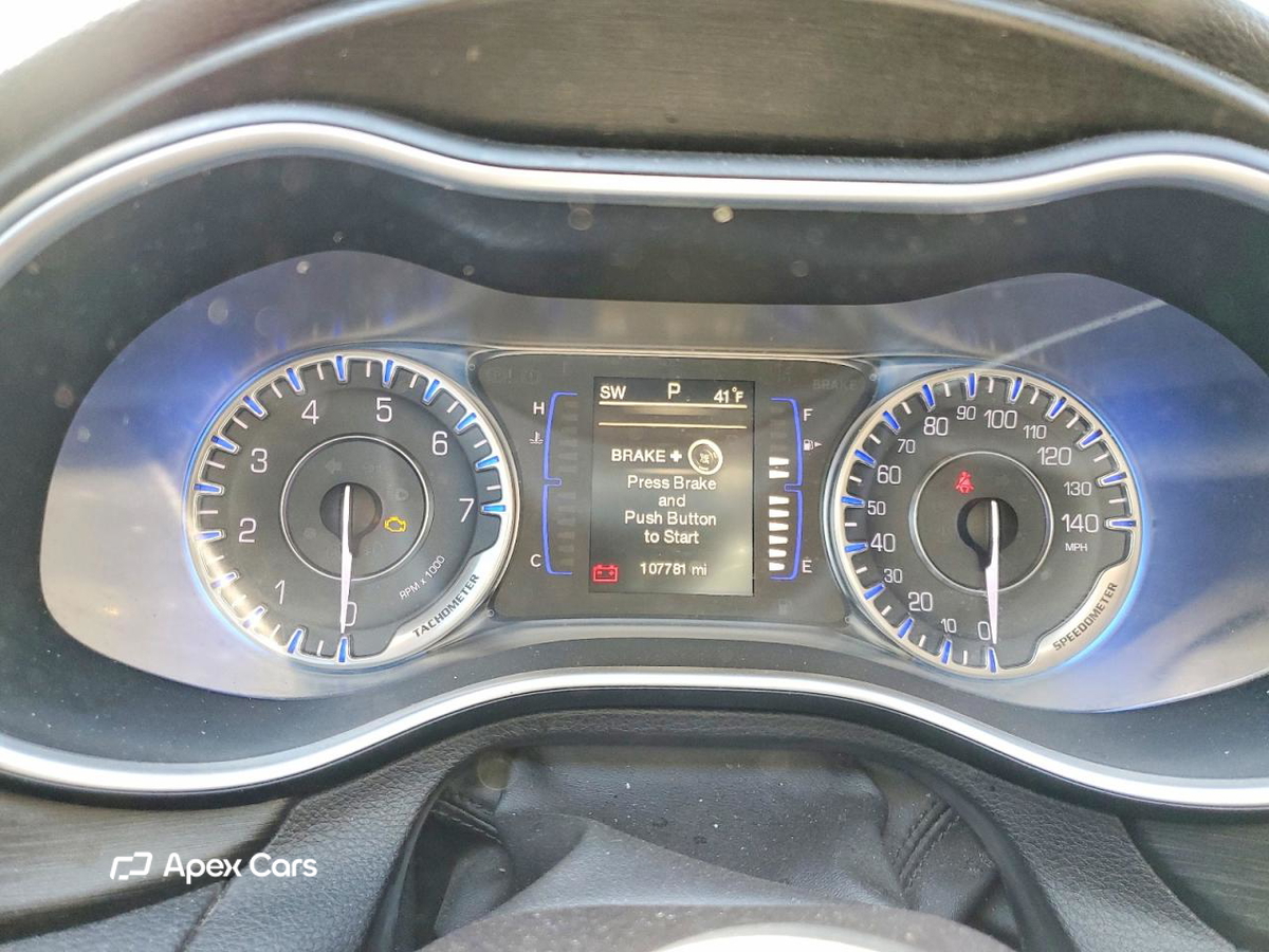 Chrysler 200 2015