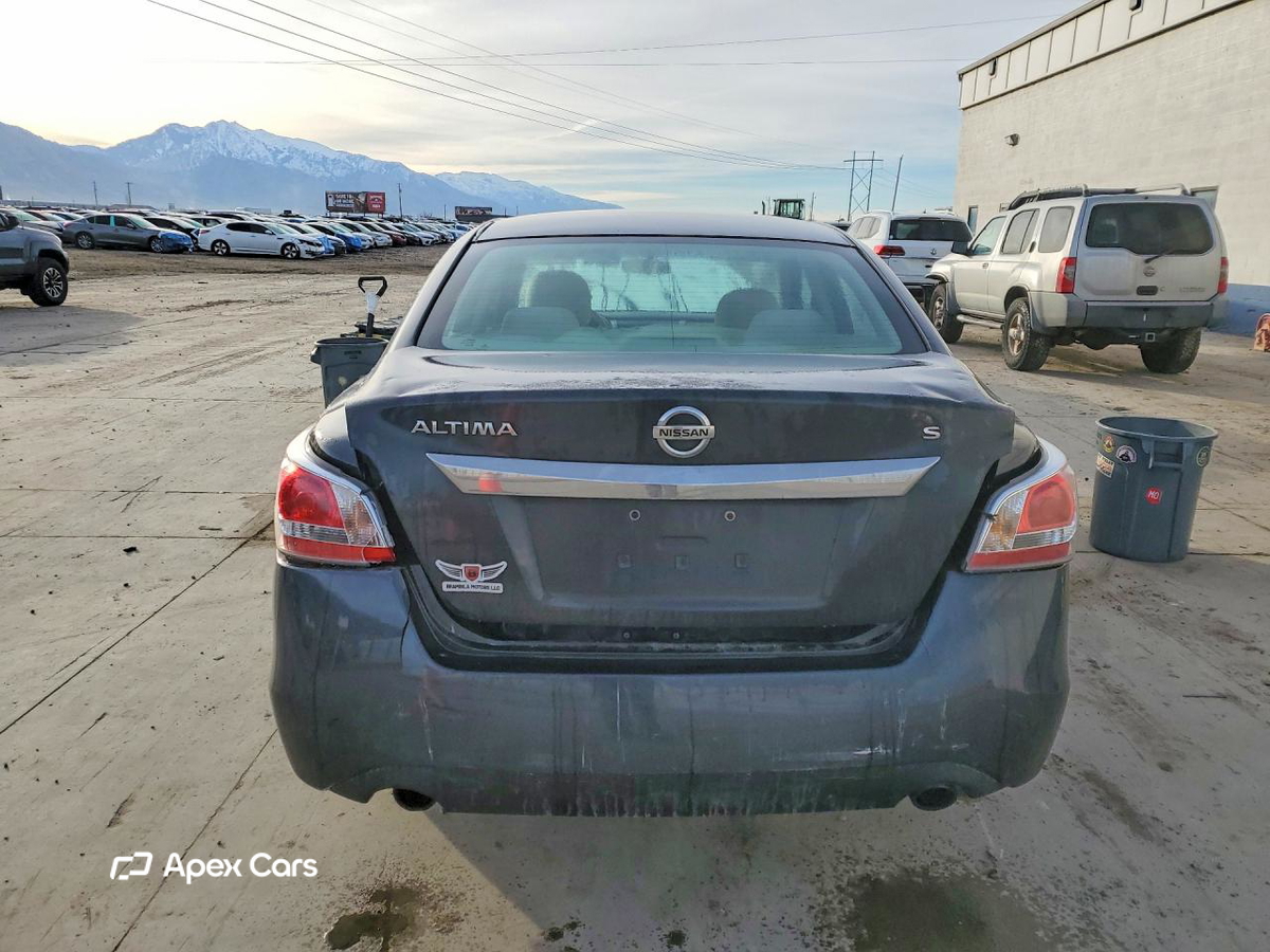 Nissan Altima 2015