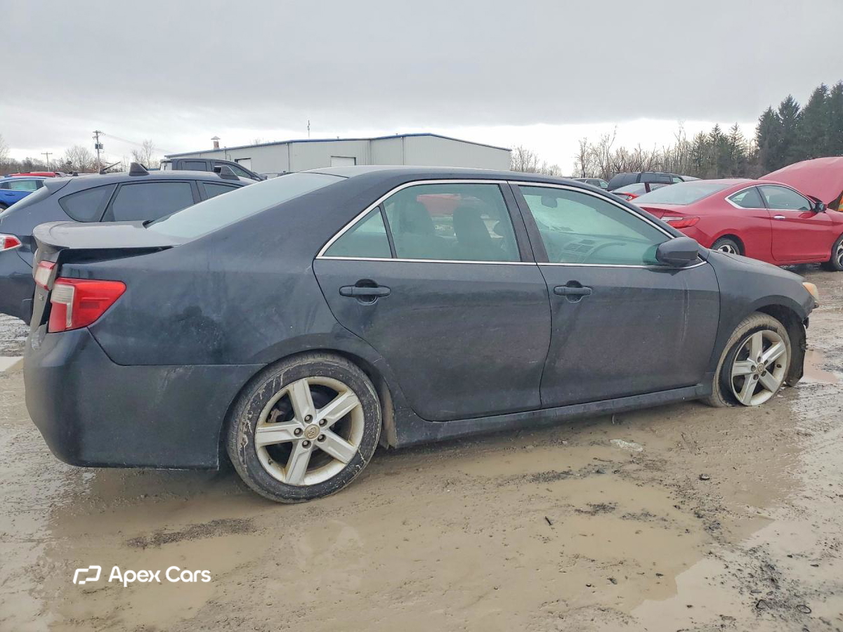 Toyota Camry 2012