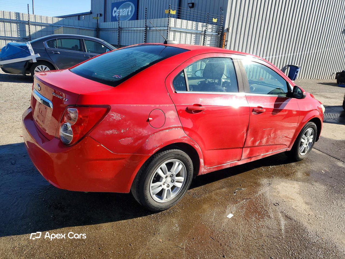 Chevrolet Sonic 2015