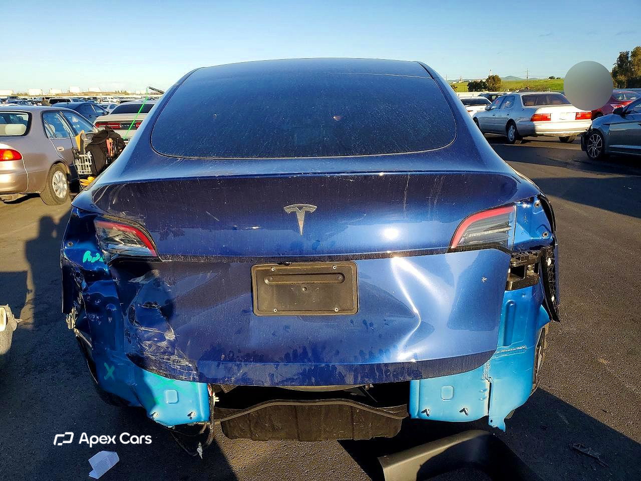 Tesla Model Y 2023