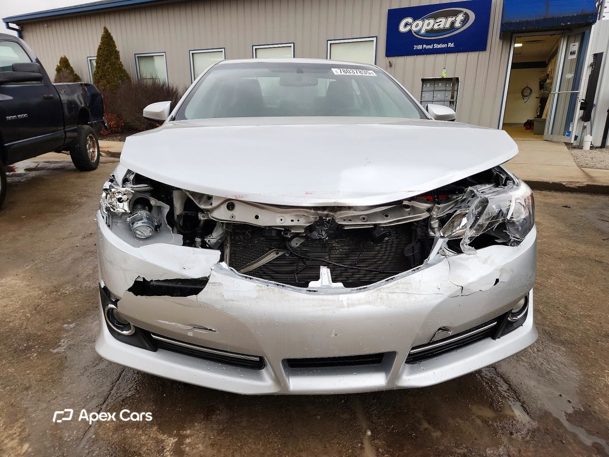 Toyota Camry 2012