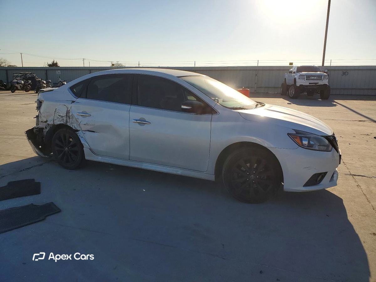 Nissan Sentra 2018