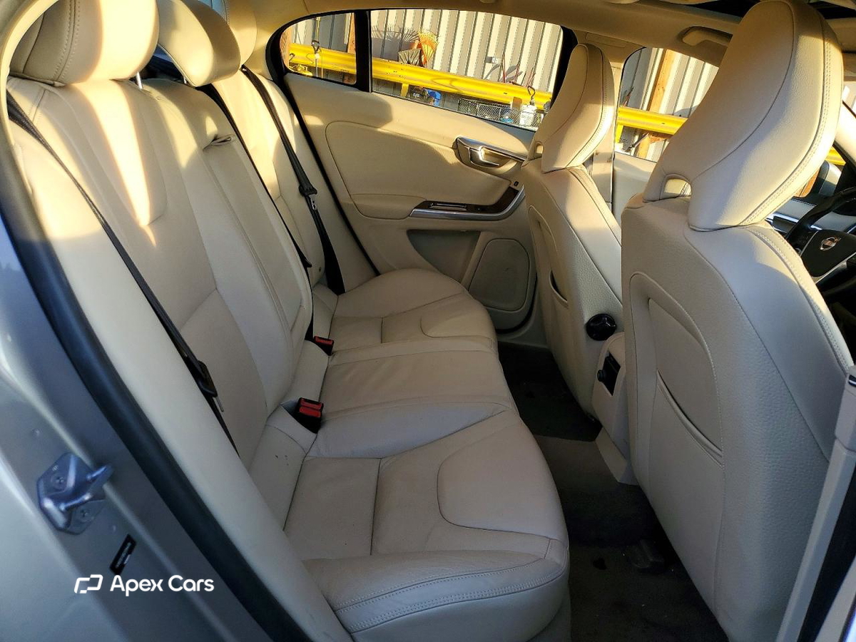 Volvo S60 2014