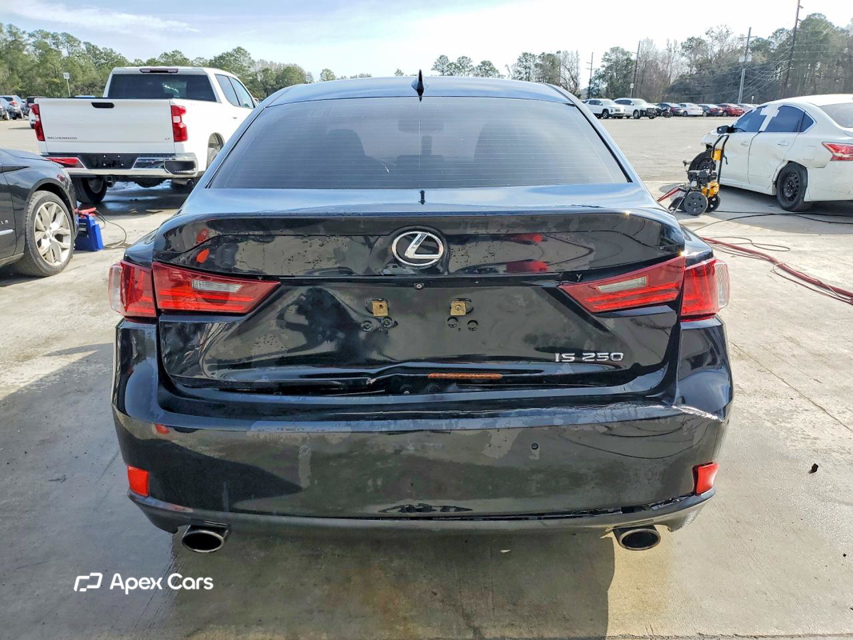 Lexus IS 2015