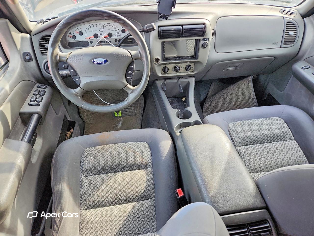 Ford Explorer 2004
