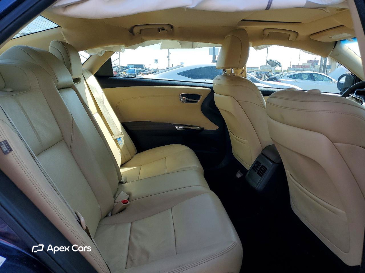 Toyota Avalon 2016