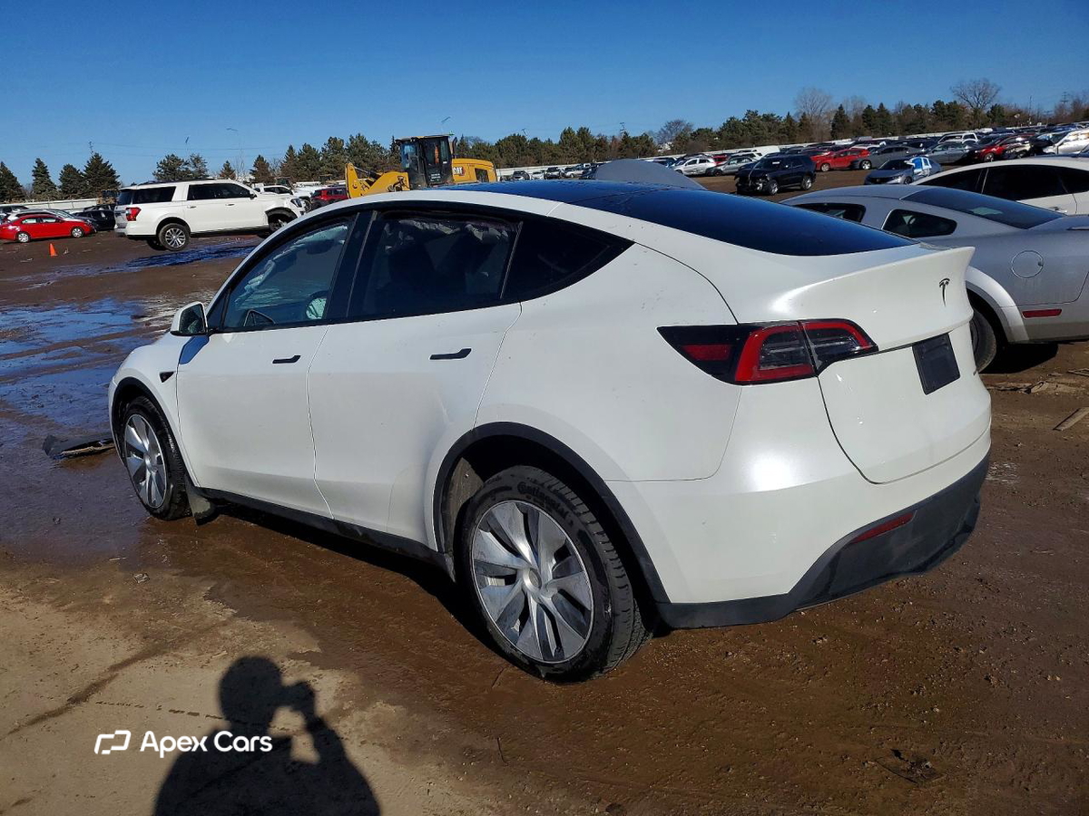 Tesla Model Y 2023