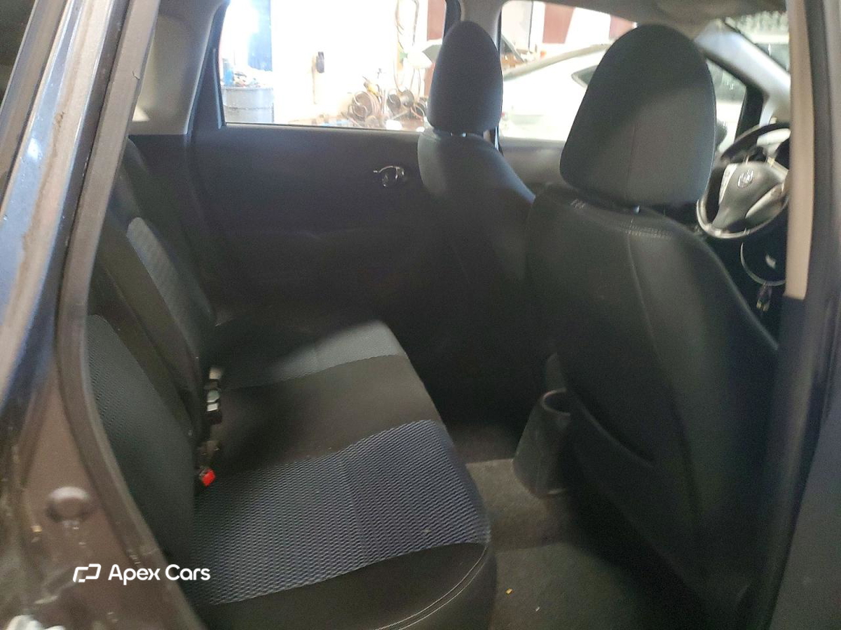 Nissan Versa 2017