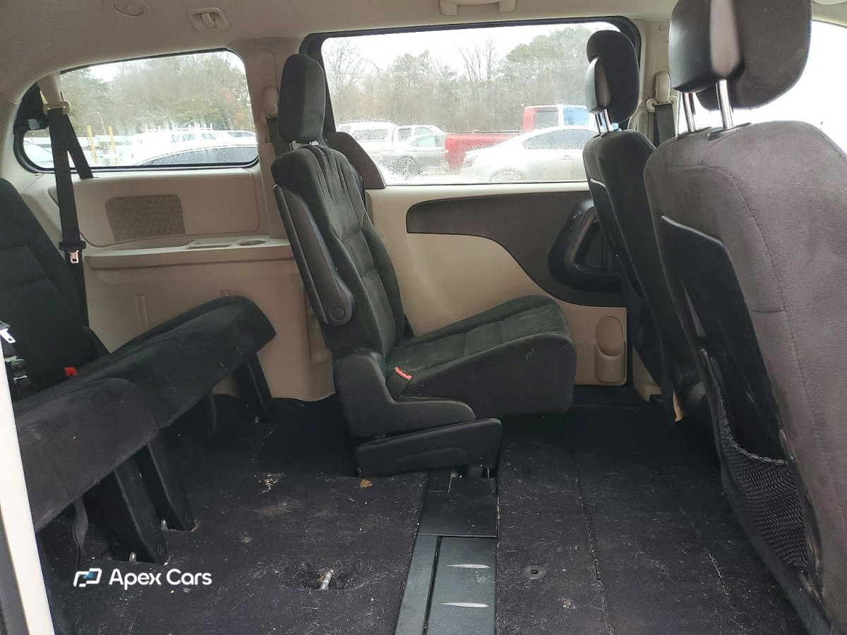 Dodge Caravan 2016